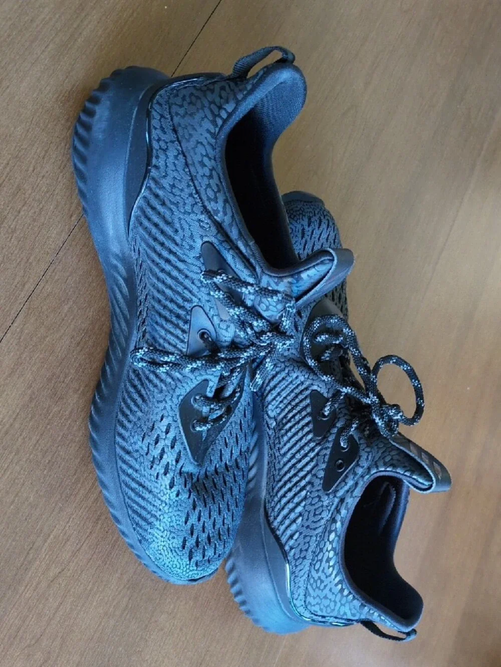adidas Women's Athletic Knit Sneakers - Black/Silver, size 7.5